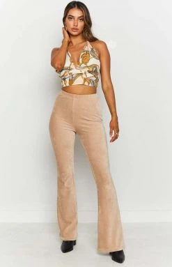 Beginning Boutique Baby Face Chain Print Halter Top White Tops 12 Beginning Boutique Baby Face Chain Print Halter Top White Tops