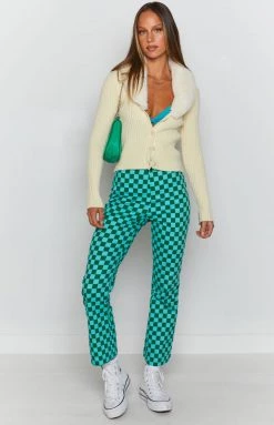 Beginning Boutique Blizzard Collared Ribbed Cardi Cream