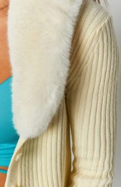 Beginning Boutique Blizzard Collared Ribbed Cardi Cream