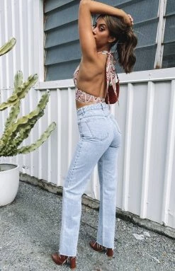 Abrand A '94 High Straight Walk Away