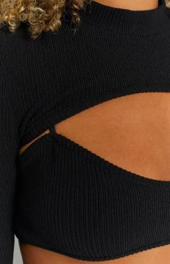 BB Exclusive Adventure Black Rib Top Tops