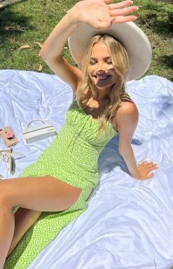 BB Exclusive Angelo Green Midi Dress Dresses