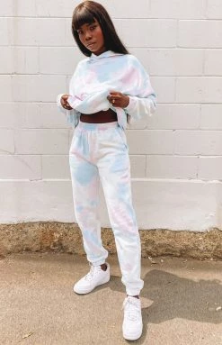 BB Exclusive Aspen Hoodie Plain Cloud Outerwear