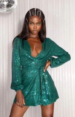 BB Exclusive Avenue Sequin Mini Dress Emerald