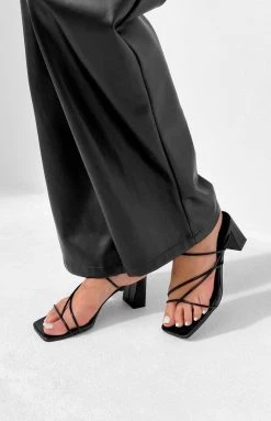 Billini Isadora Mule Black