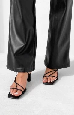 Billini Isadora Mule Black