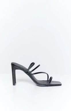 Billini Ryleigh Black Heel