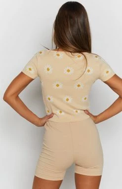 Beginning Boutique Bloom Again Daisy Tie Front Top Yellow