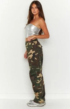 Beginning Boutique Caddie Camo Cargo Pants