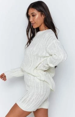 Beginning Boutique Capri Dream Shorts Cream 13 Beginning Boutique Capri Dream Shorts Cream