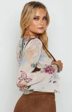 BB Exclusive Carma Floral Long Sleeve Top