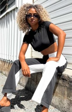 BB Exclusive Chantal Black Cropped Tee