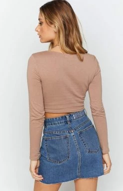 Beginning Boutique Charged Up Long Sleeve Crop Chocolate