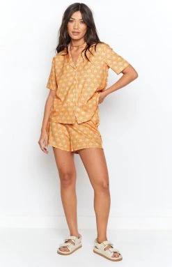 Beginning Boutique Chillax Palm Print Set Orange