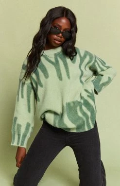 Beginning Boutique Clemence Oversized Knitted Sweater Green Outerwear