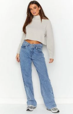 Beginning Boutique Outerwear Corby Grey Cropped Sweater