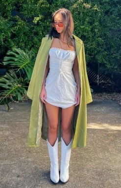 BB Exclusive Daisy White Mini Dress New