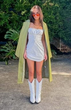 BB Exclusive Daisy White Mini Dress New