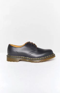 Dr. Martens DMC Black Smooth Leather Shoes Dr Martens 23 Dr. Martens DMC Black Smooth Leather Shoes Dr Martens