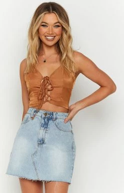 BB Exclusive New East Haven Brown Halter Top