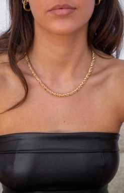 Eclat Alexandria Twist Chain Necklace Gold