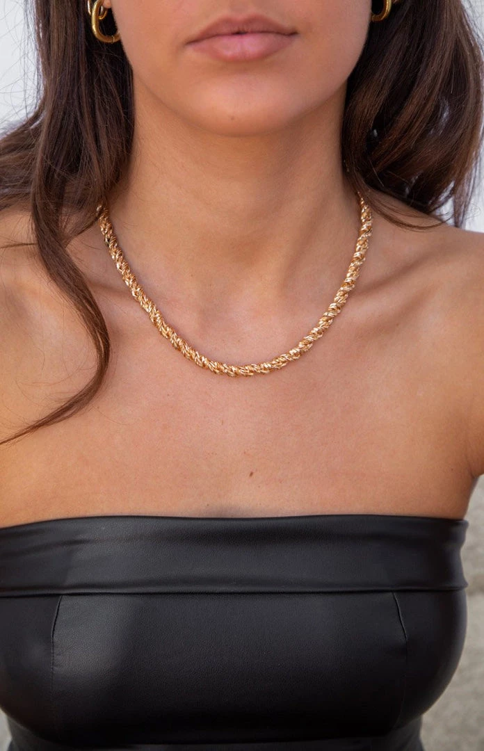 Eclat Alexandria Twist Chain Necklace Gold 2 Eclat Alexandria Twist Chain Necklace Gold