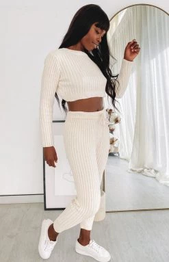 Beginning Boutique Fantasy Cropped Rib Knit Beige