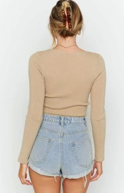 BB Exclusive Outerwear Haris Bow Sweater Nude