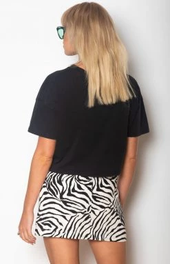 BB Exclusive Harvest Moon Cropped Tee