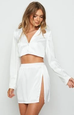 BB Exclusive Hendra White Mini Skirt