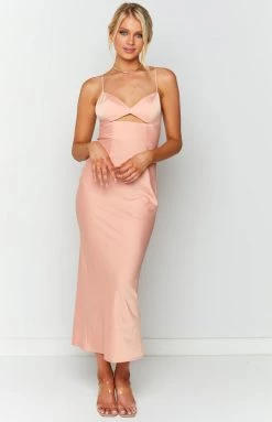 BB Exclusive Dresses Hermitude Peach Satin Formal Dress