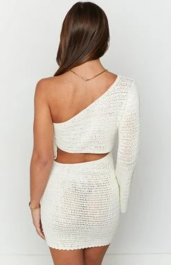 BB Exclusive Hillary White Knit Mini Dress New 12 BB Exclusive Hillary White Knit Mini Dress New