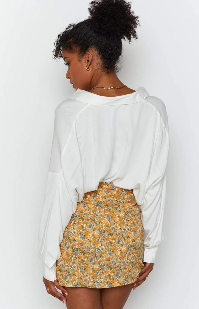 Beginning Boutique Homecoming Queen Skirt Mustard Bottoms 6 Beginning Boutique Homecoming Queen Skirt Mustard Bottoms