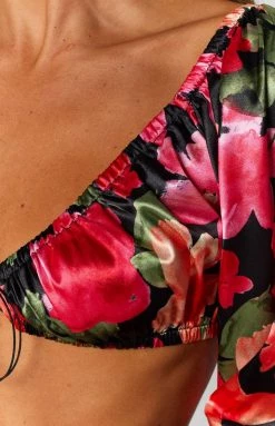 BB Exclusive Tops Houston Crop Top Black Floral