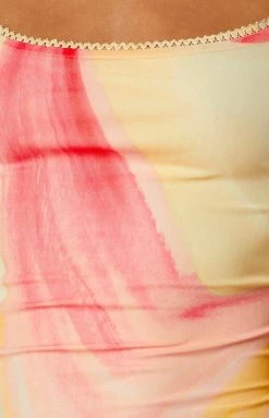 BB Exclusive Dresses Inappropriate Behaviour Mini Dress Yellow Swirl