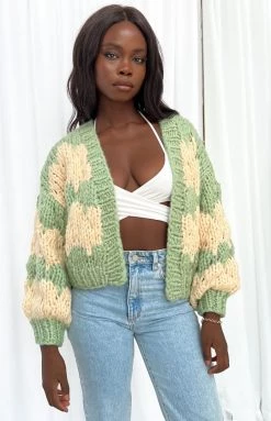 Beginning Boutique Tops Kinley Chunky Knit Cardi Green