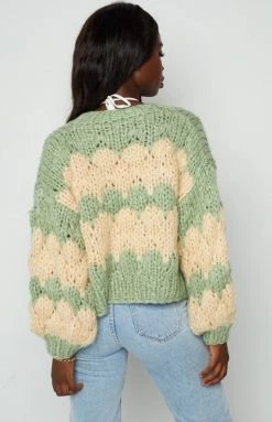 Beginning Boutique Tops Kinley Chunky Knit Cardi Green