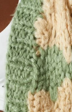 Beginning Boutique Tops Kinley Chunky Knit Cardi Green