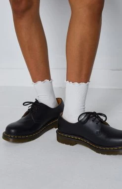 Beginning Boutique Lighten Up Ruffle Socks White