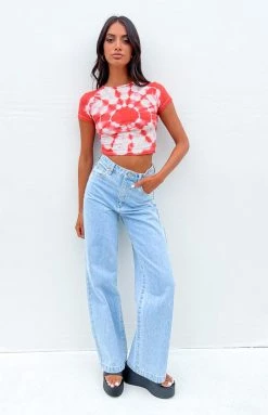 Tops Lioness Fantasy Tie Dye Tee Red