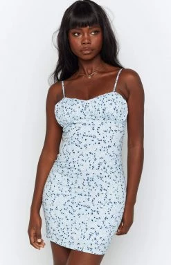 Beginning Boutique Lonnie Dress Blue Floral Dresses