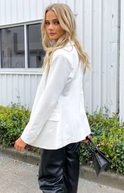 BB Exclusive Outerwear Maeve Blazer White