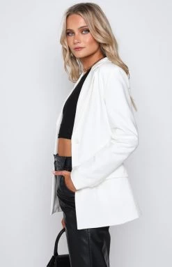 BB Exclusive Outerwear Maeve Blazer White