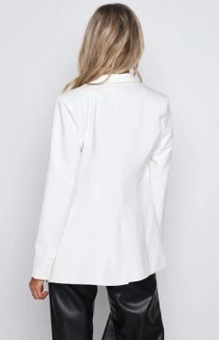 BB Exclusive Outerwear Maeve Blazer White