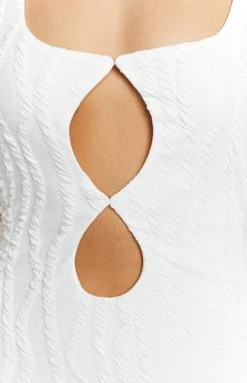 Beginning Boutique Dresses Mandy White Maxi Dress 12 Beginning Boutique Dresses Mandy White Maxi Dress