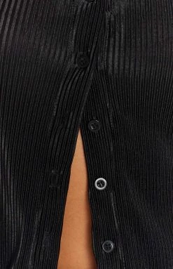 Beginning Boutique Tops Marnie Black Plisse Shirt