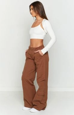 Beginning Boutique Millie Brown Low Rise Cargo Trousers New