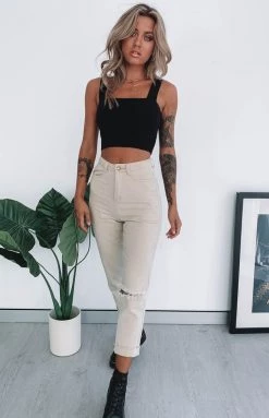 Beginning Boutique Nellie Crop Black