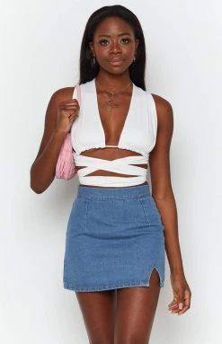 BB Exclusive Niomi Crop Top White Tops