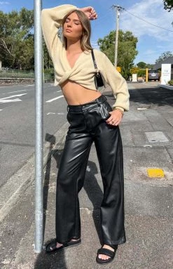 BB Exclusive Overheated Beige Twist Sweater Crop Tops